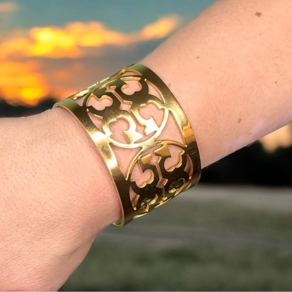 Tory Burch Jewelry - Tory Burch Cuff Bracelet NWOT
